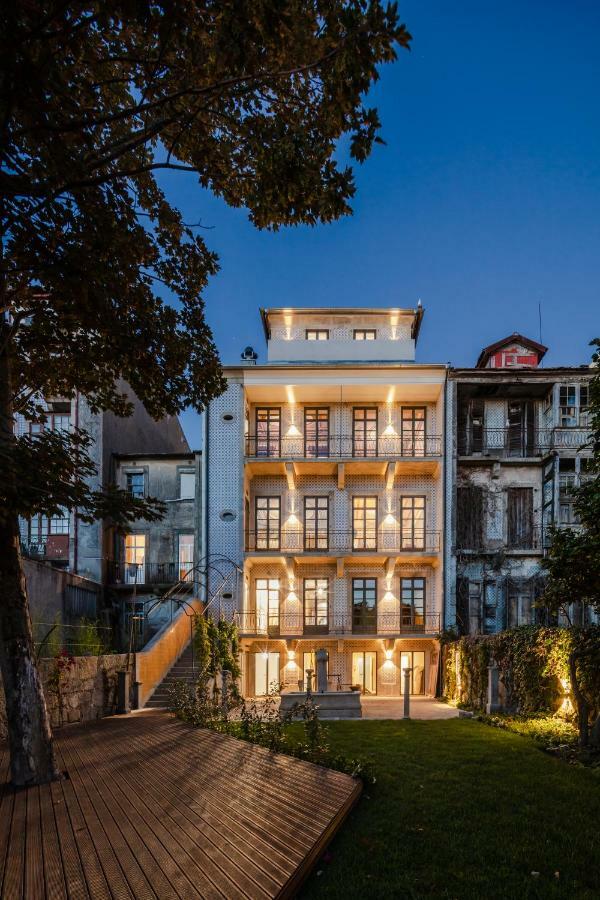 Menina Colina Guesthouse OOporto Exteriör bild